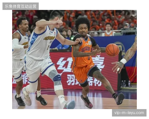 上海久事队以联盟最低场均失分加冕常规赛冠军，展现顶级防守纪律